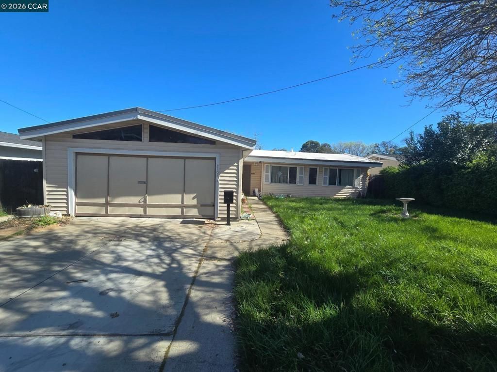 2108 Roskelley Dr, Concord, CA 94519 Main Photo