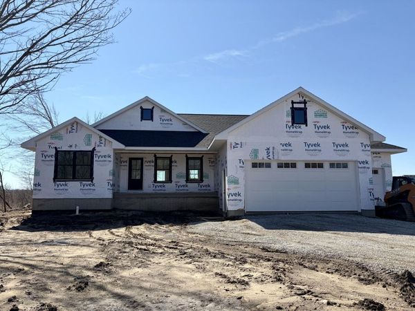 1938 Lovers Lane Blvd , Independence, IA 50644