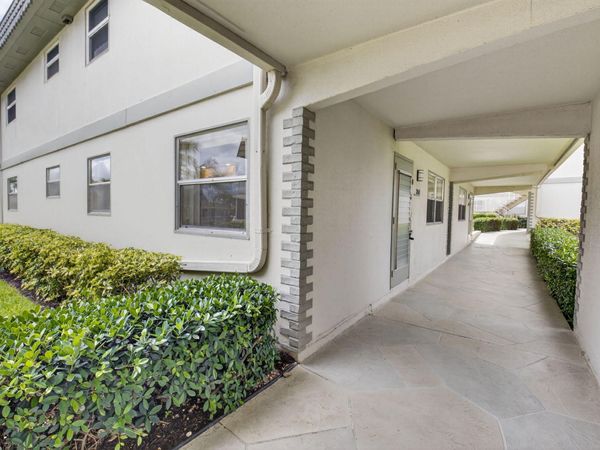 204 Flanders E, Delray Beach, FL 33484