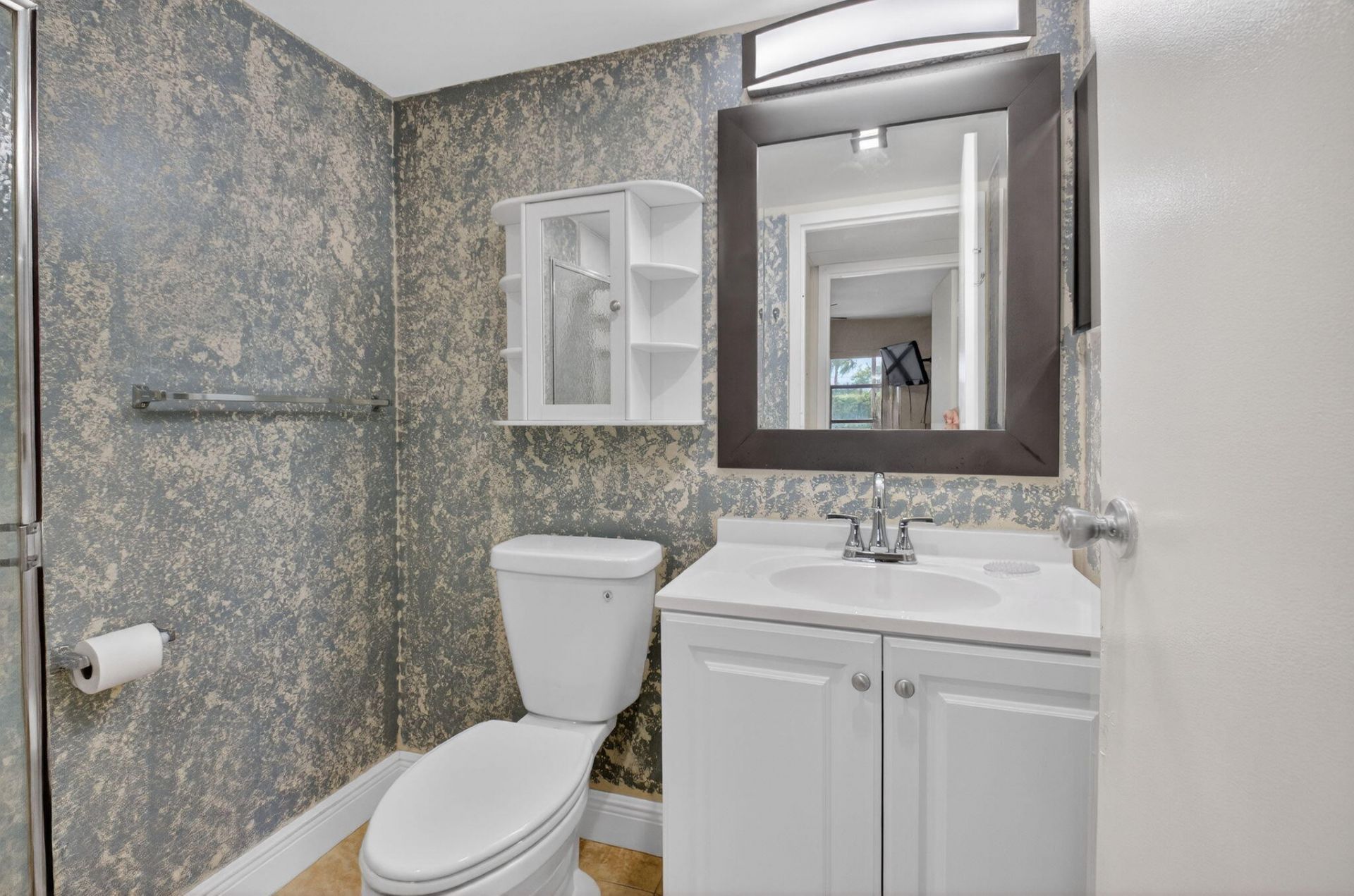 204 Flanders E, Delray Beach, FL 33484 Photo