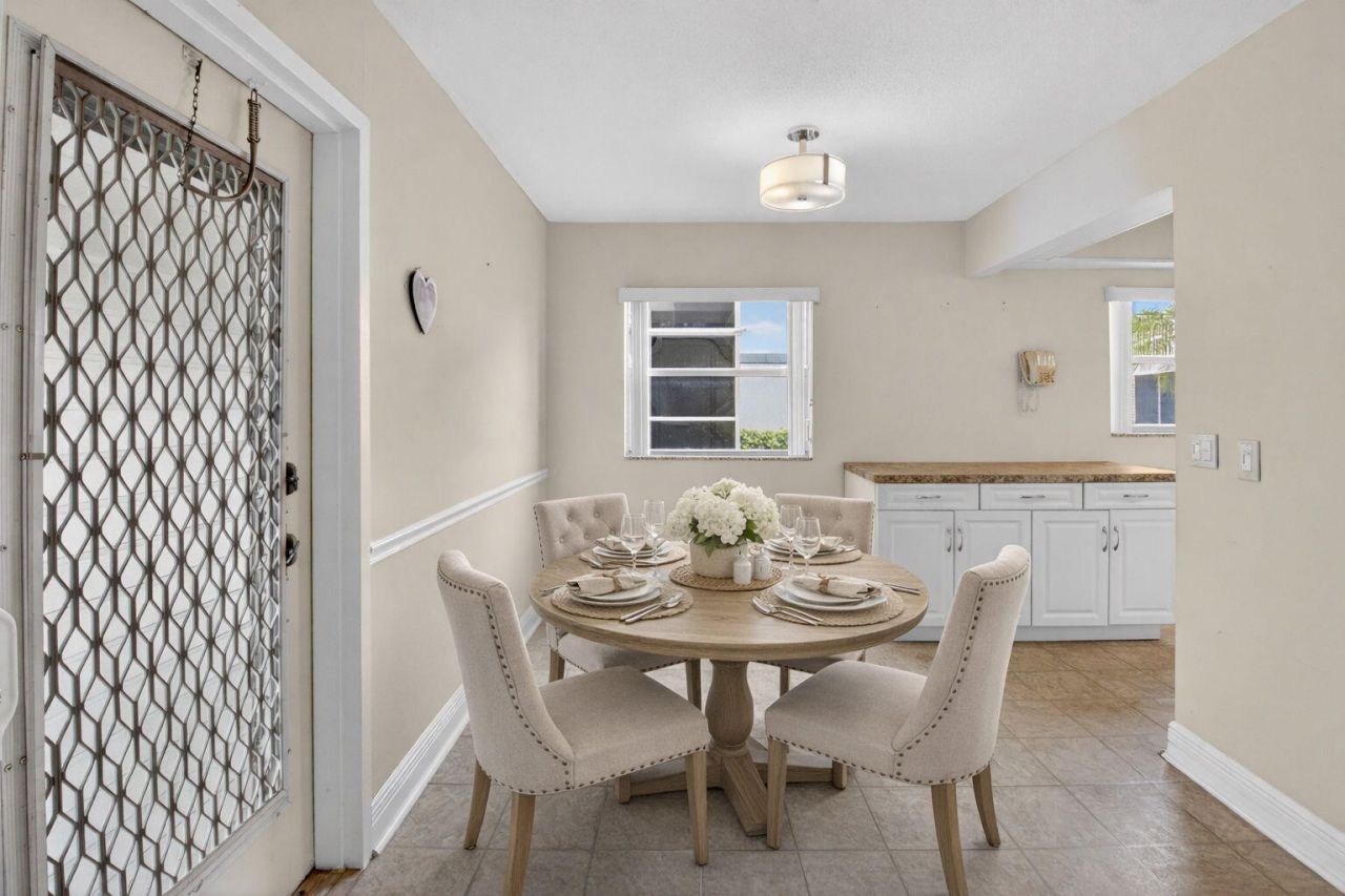 204 Flanders E, Delray Beach, FL 33484 Photo