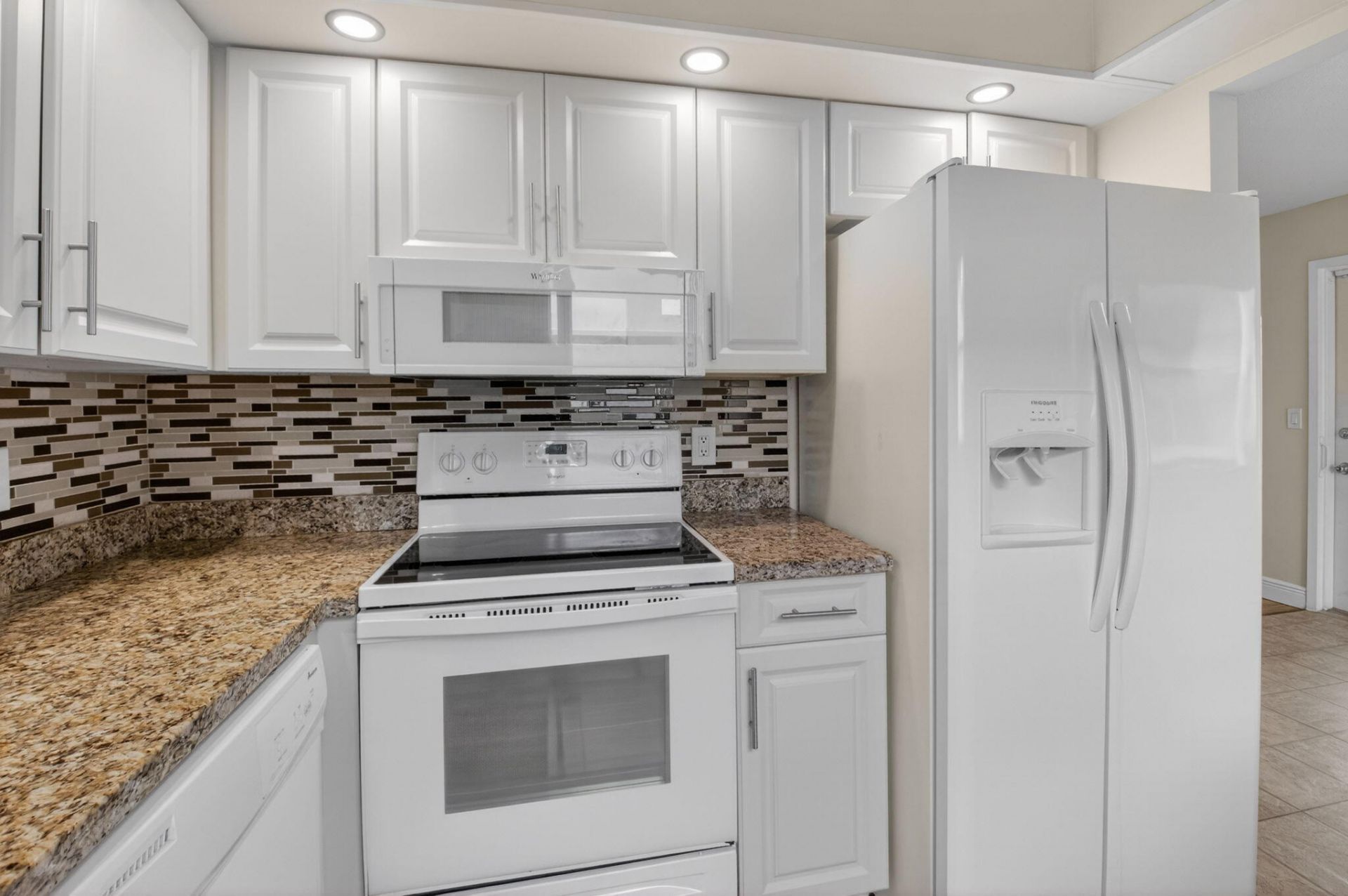 204 Flanders E, Delray Beach, FL 33484 Photo