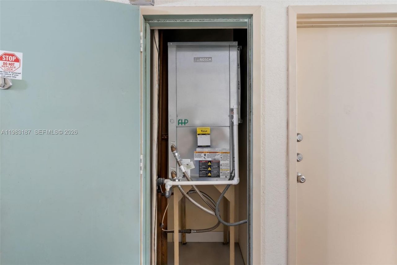 230 S 174th St , Unit 2202, Sunny Isles Beach, FL 33160 Photo