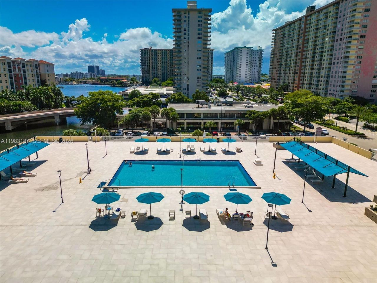 230 S 174th St, Unit 2202, Sunny Isles Beach, FL 33160 Photo