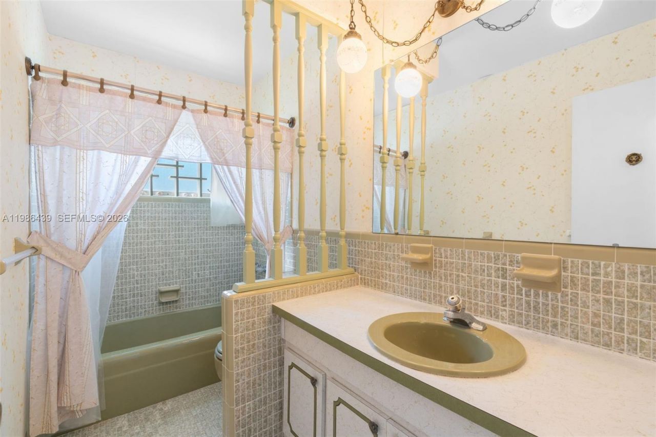 815 SW 50th Ter , Margate, FL 33068 Photo