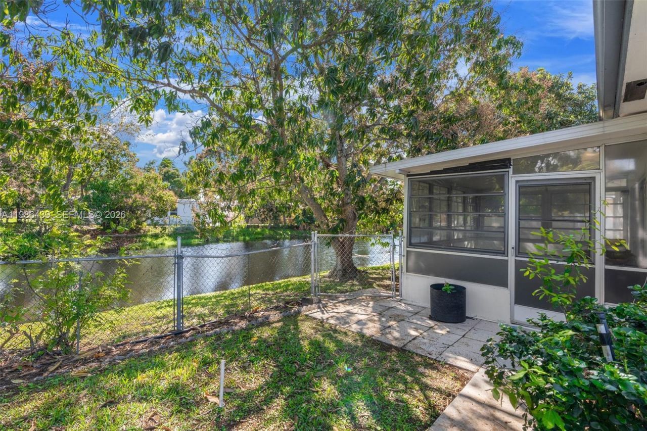 815 SW 50th Ter , Margate, FL 33068 Photo