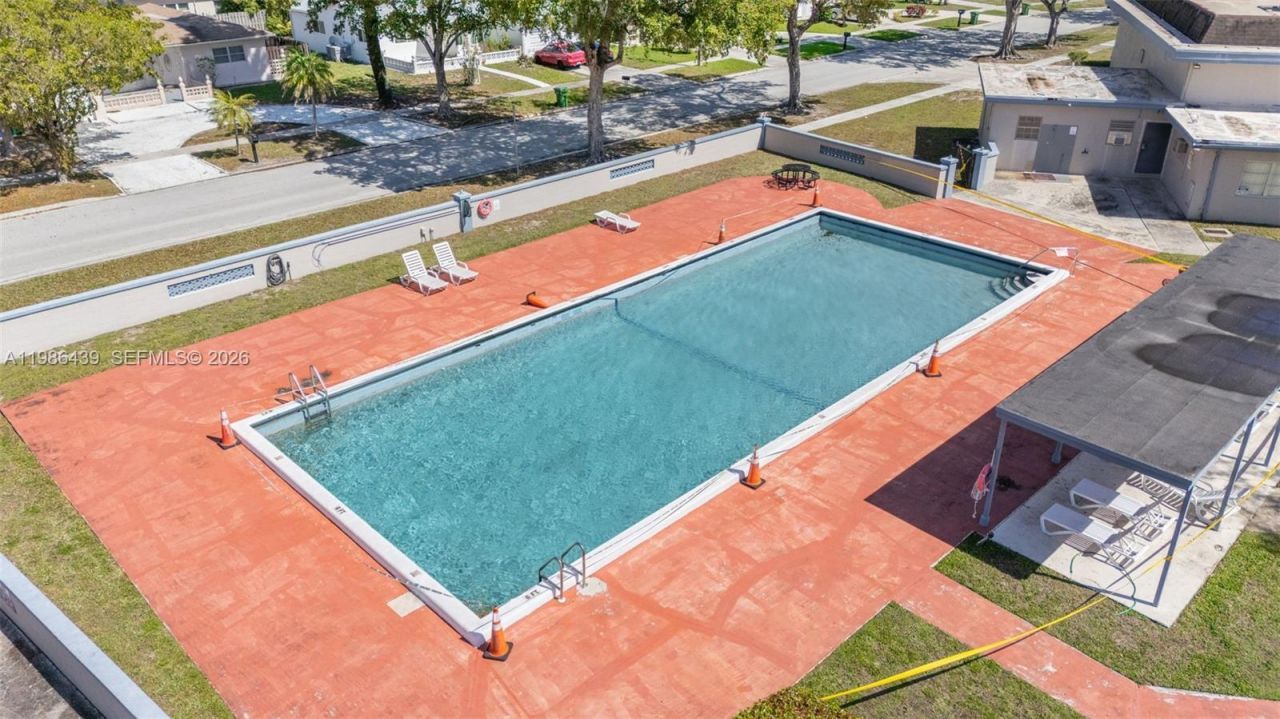 815 SW 50th Ter , Margate, FL 33068 Photo