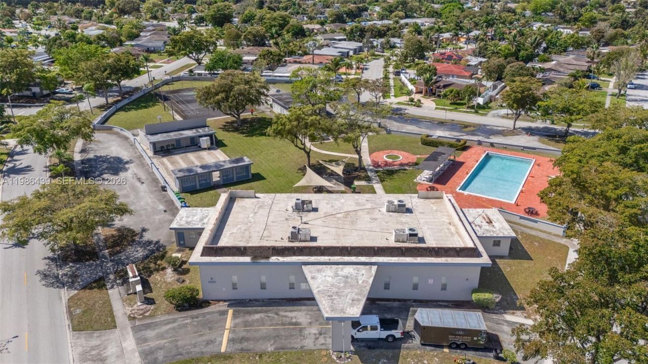 815 SW 50th Ter , Margate, FL 33068 Photo