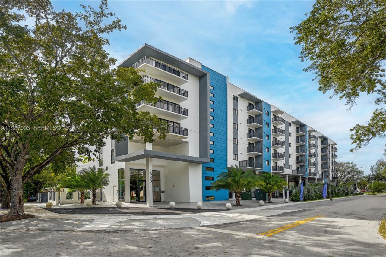 840 NE 130th Street , Unit 505, North Miami, FL 33161 Photo
