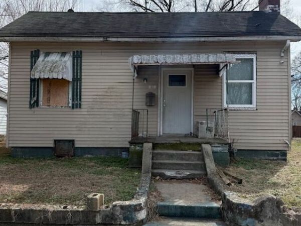 817 N 11th Street, Vincennes, IN 47591