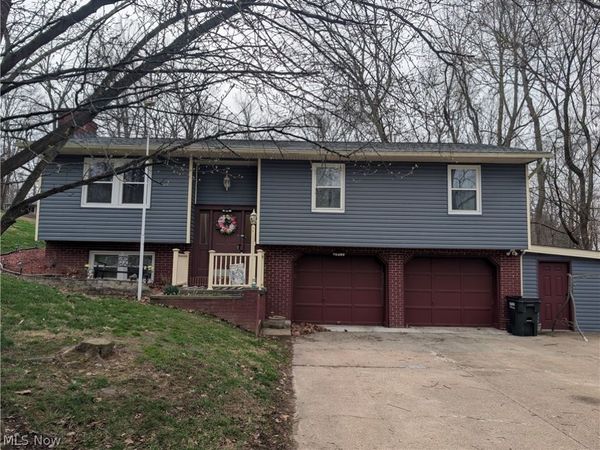 2830 LisaKim Lane , Frazeysburg, OH 43822