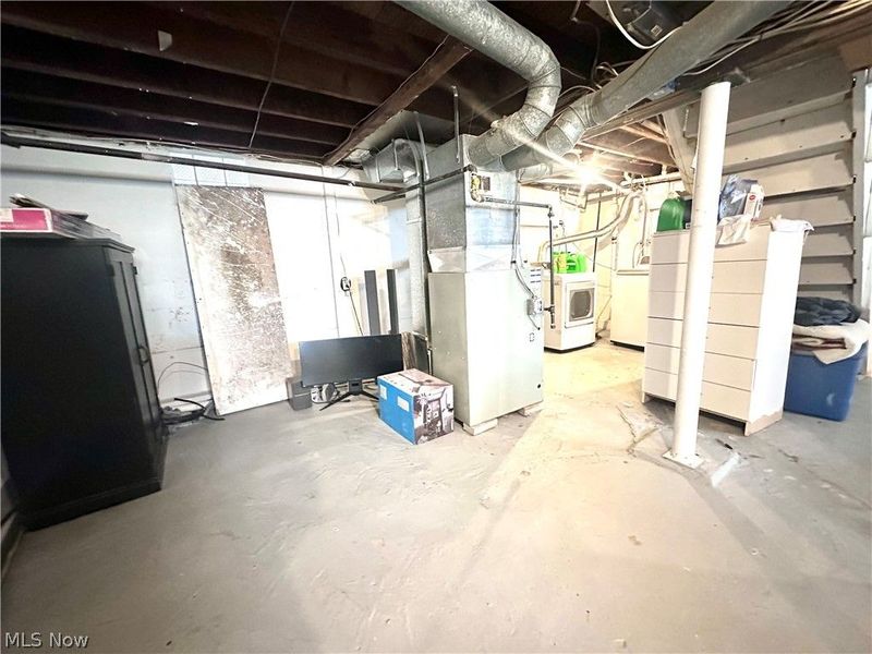 6832 Murray Ridge Road, Elyria, OH 44035 Photo 14