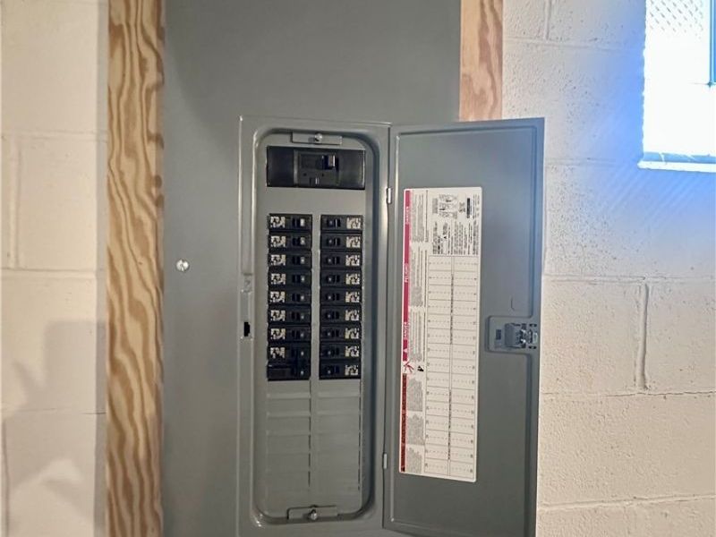 6832 Murray Ridge Road, Elyria, OH 44035 Photo 16