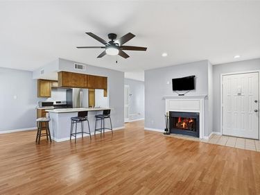 2535 Wedglea Drive, Unit F-127, Dallas, TX 75211