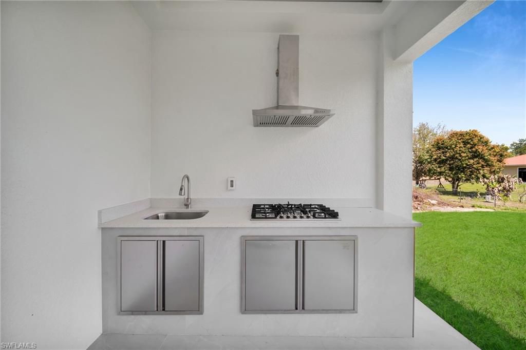 100 Denis Ave N, Lehigh Acres, FL 33971 Photo