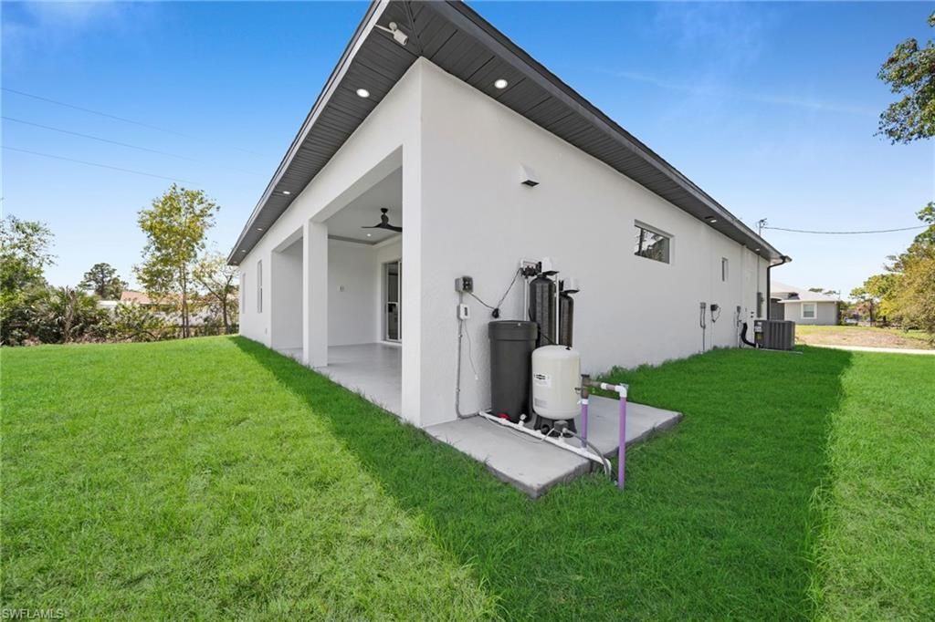 100 Denis Ave N, Lehigh Acres, FL 33971 Photo