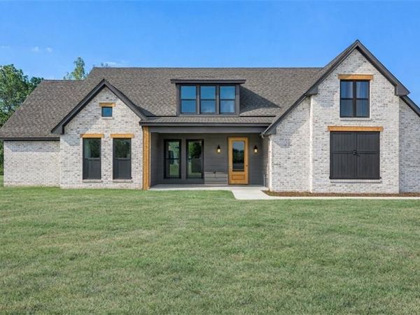 3360 KISATCHIE Circle, Woodworth, LA 71485