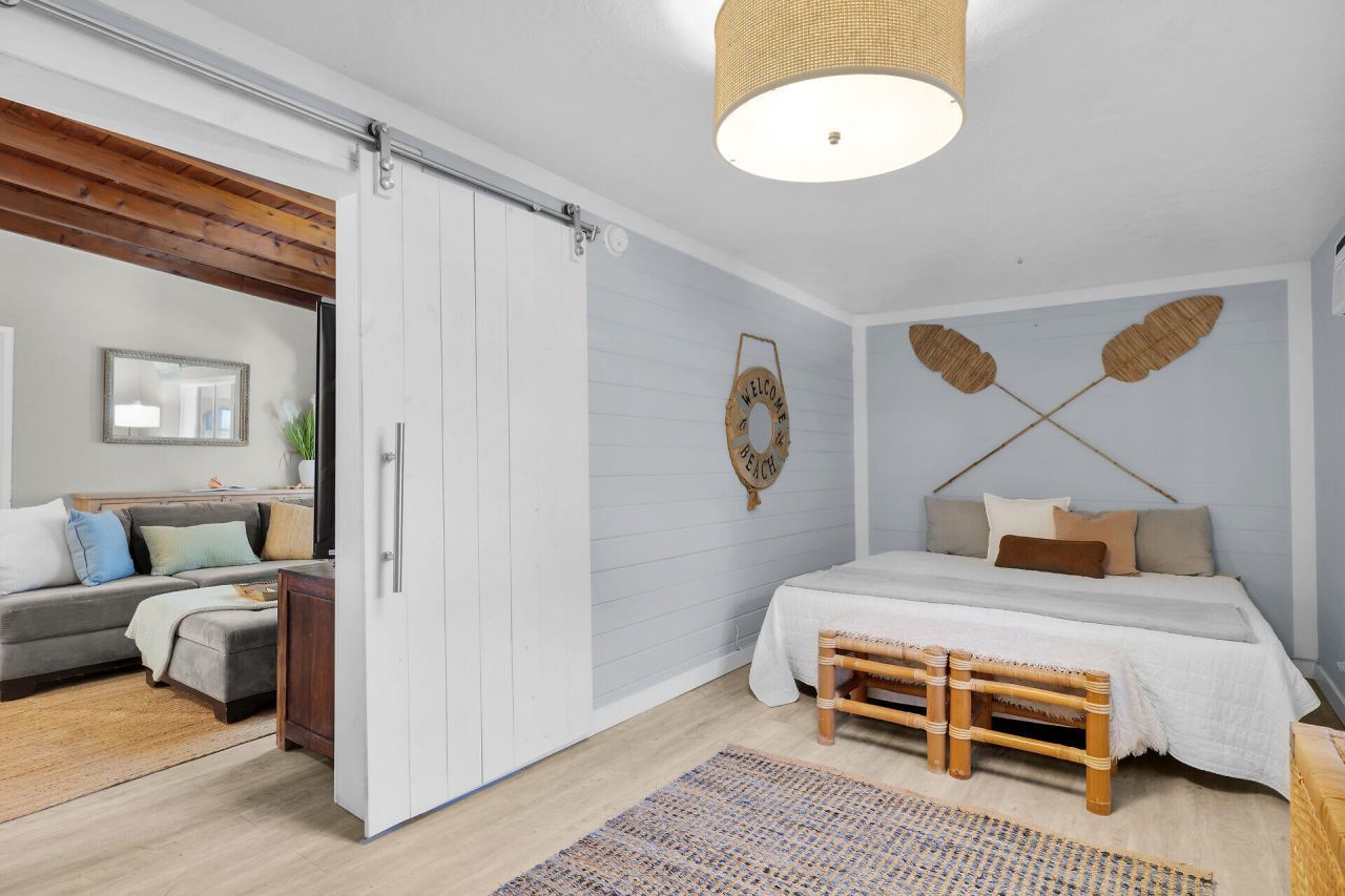 10 Dolphin Road, Key Largo, FL 33037 Photo