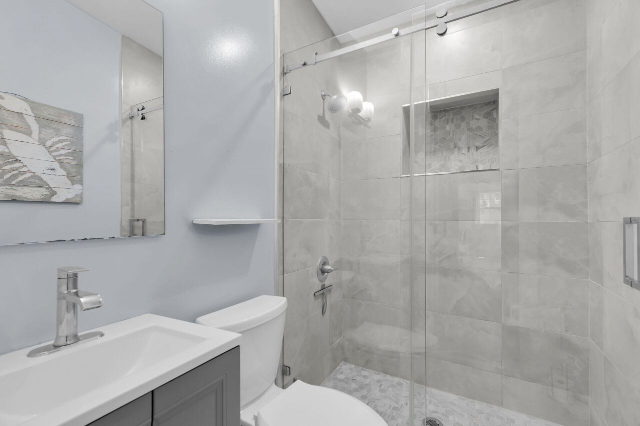 10 Dolphin Road, Key Largo, FL 33037 Photo