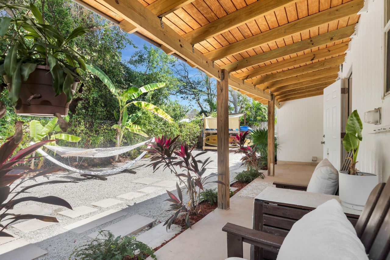 10 Dolphin Road, Key Largo, FL 33037 Photo