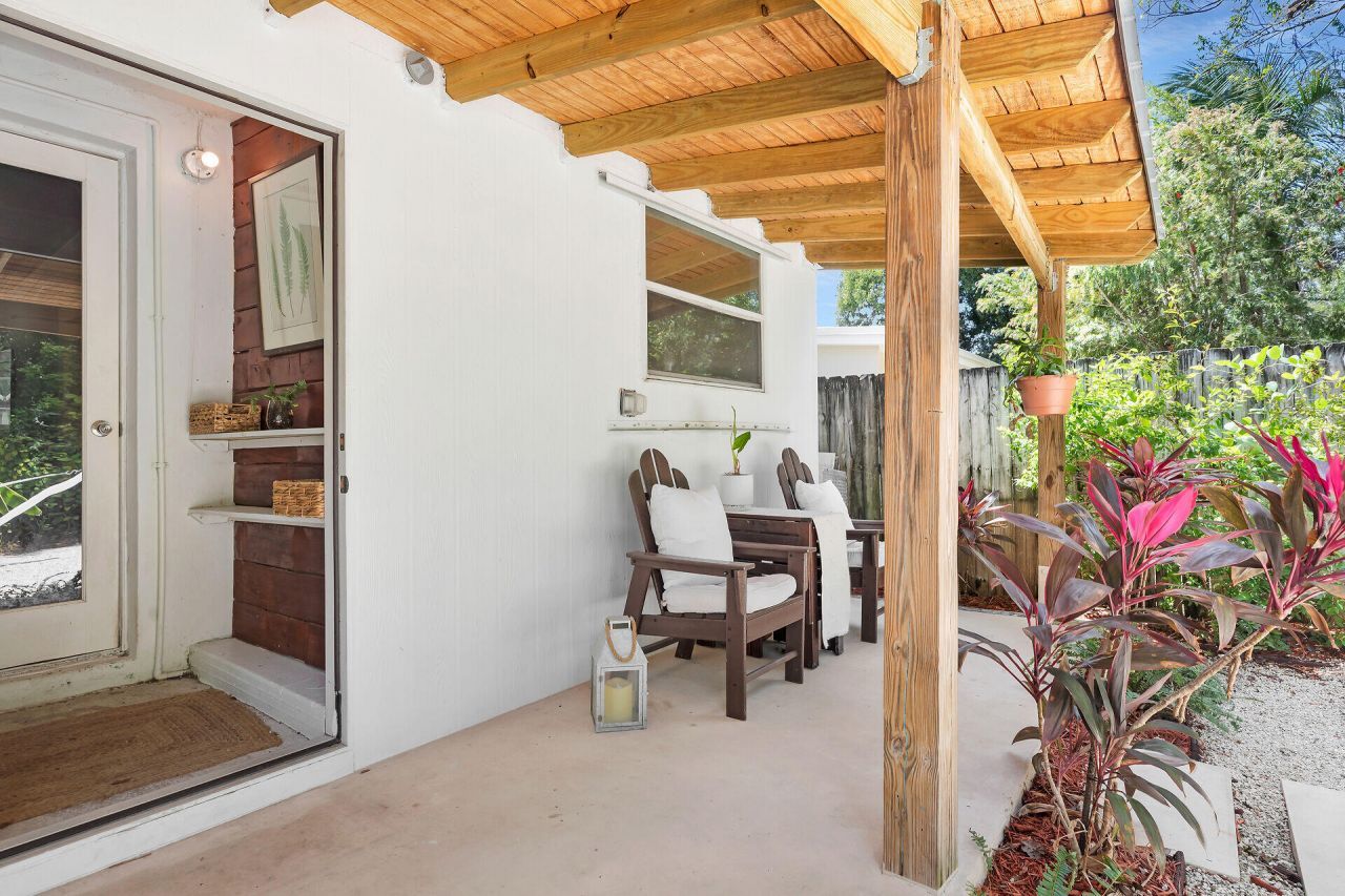 10 Dolphin Road, Key Largo, FL 33037 Photo