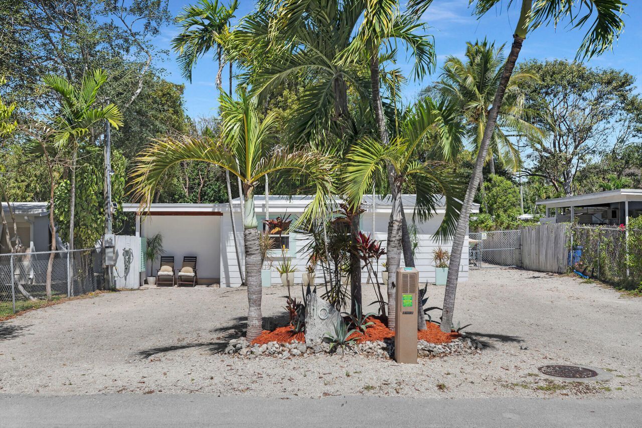 10 Dolphin Road, Key Largo, FL 33037 Photo