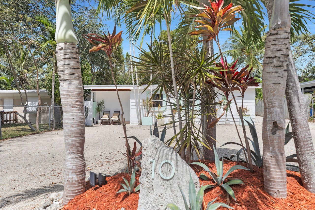 10 Dolphin Road, Key Largo, FL 33037 Photo