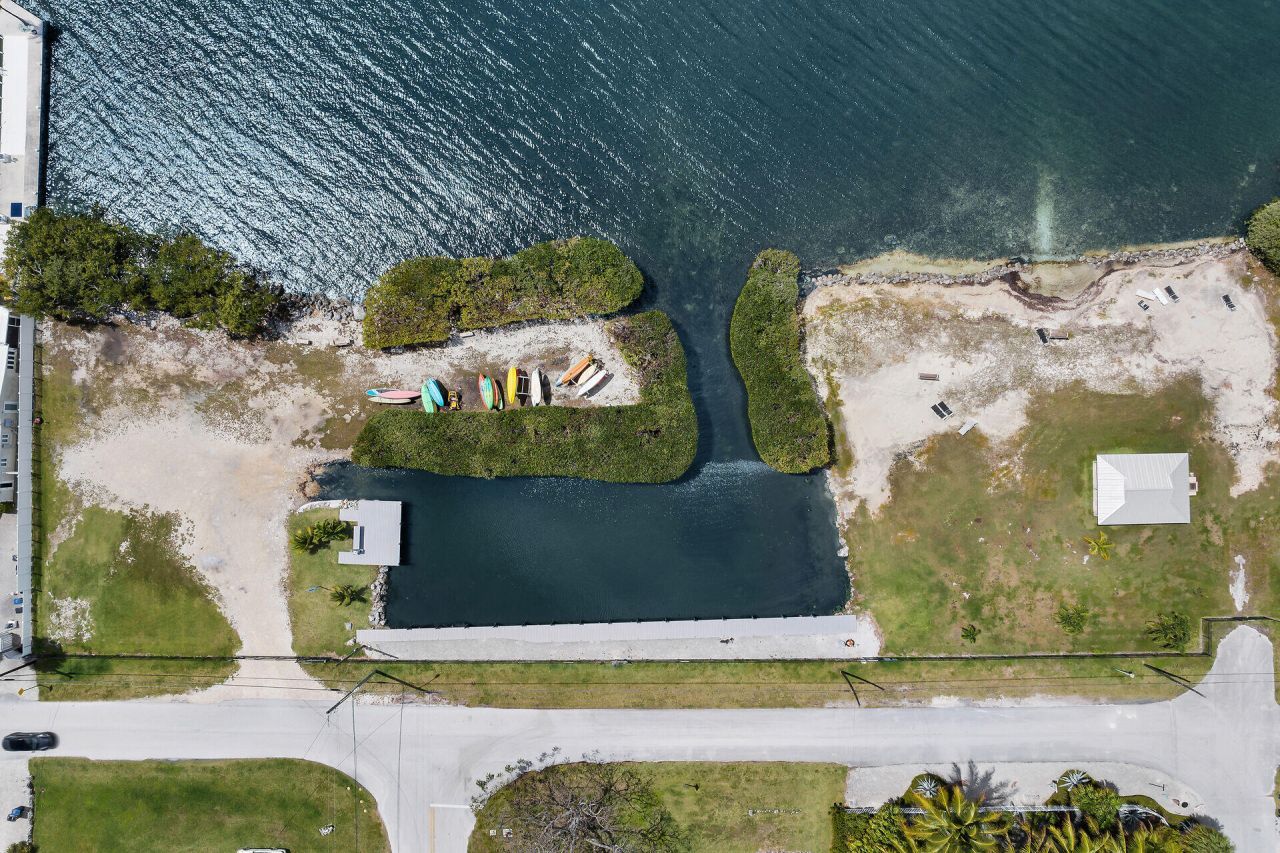 10 Dolphin Road, Key Largo, FL 33037 Photo