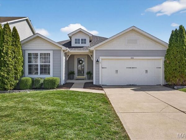 418 Country Stone Drive, Lake St Louis, MO 63367