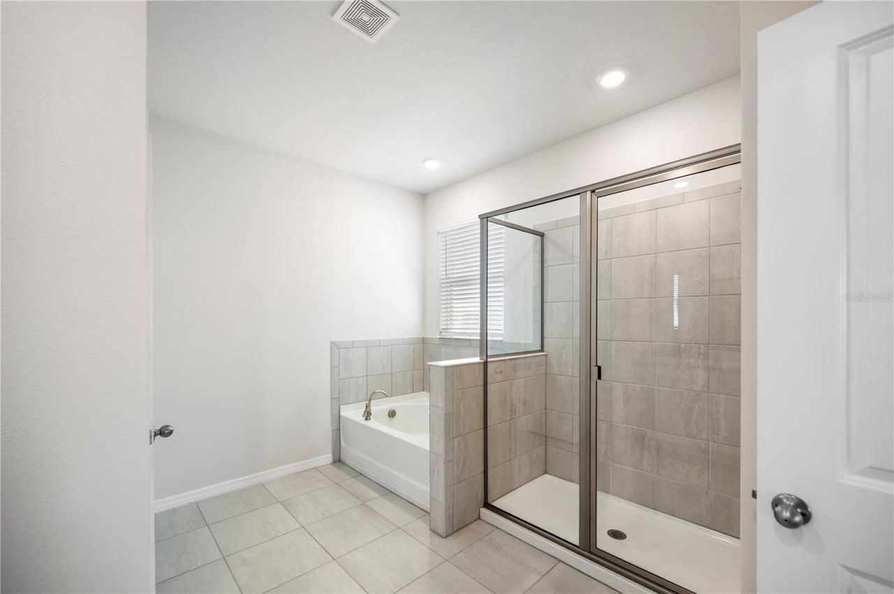17915 Cantarina Cove, Lakewood Ranch, FL 34211 Photo