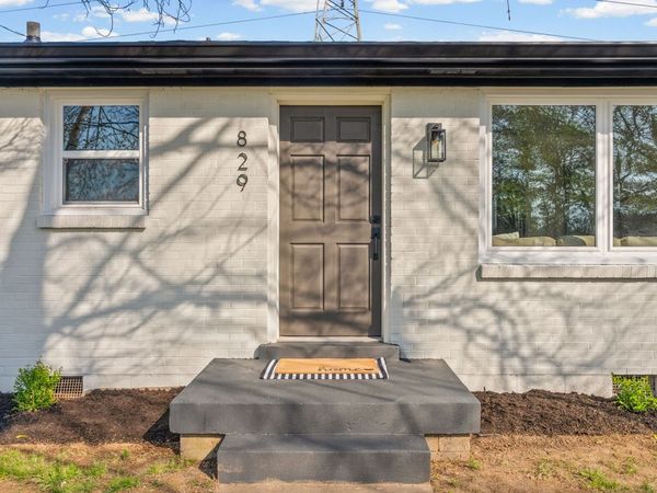 829 Glendale Dr , Clarksville, TN 37043