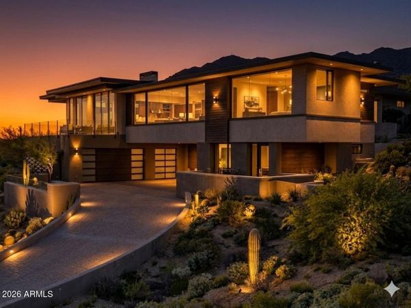 10101 E CAVEDALE Drive, Scottsdale, AZ 85262