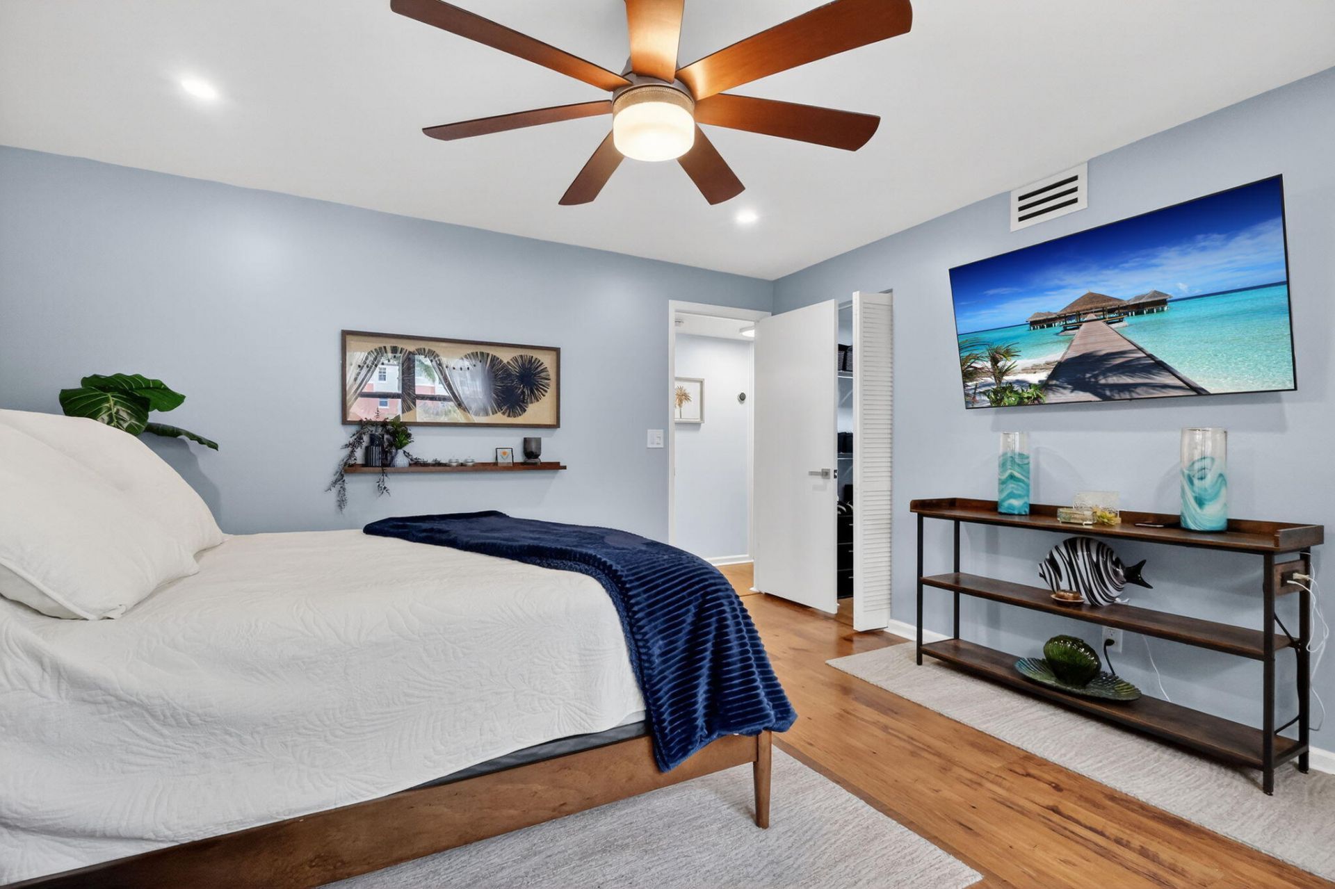 720 N Dixie Highway, Unit 604, Lantana, FL 33462 Photo