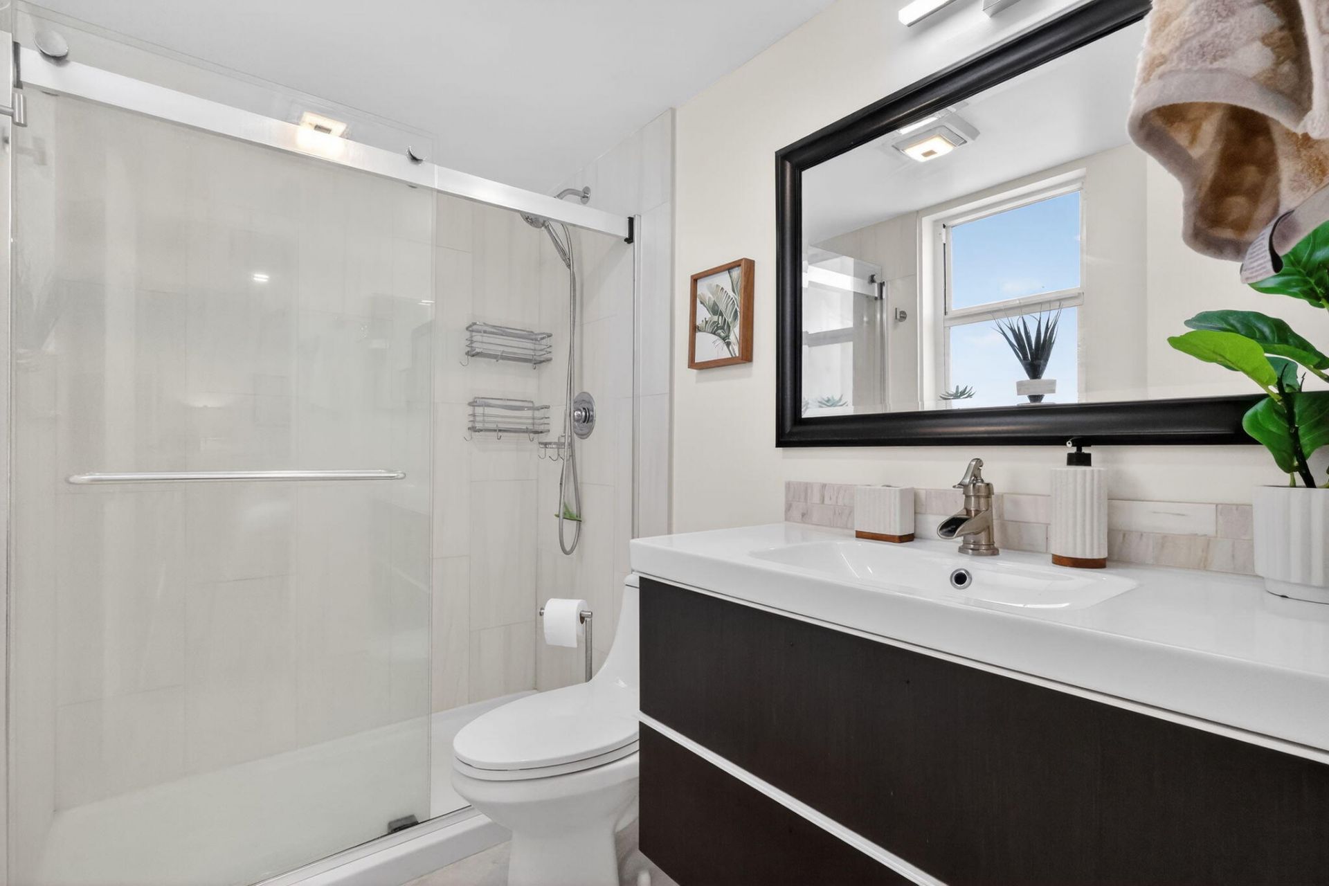 720 N Dixie Highway, Unit 604, Lantana, FL 33462 Photo