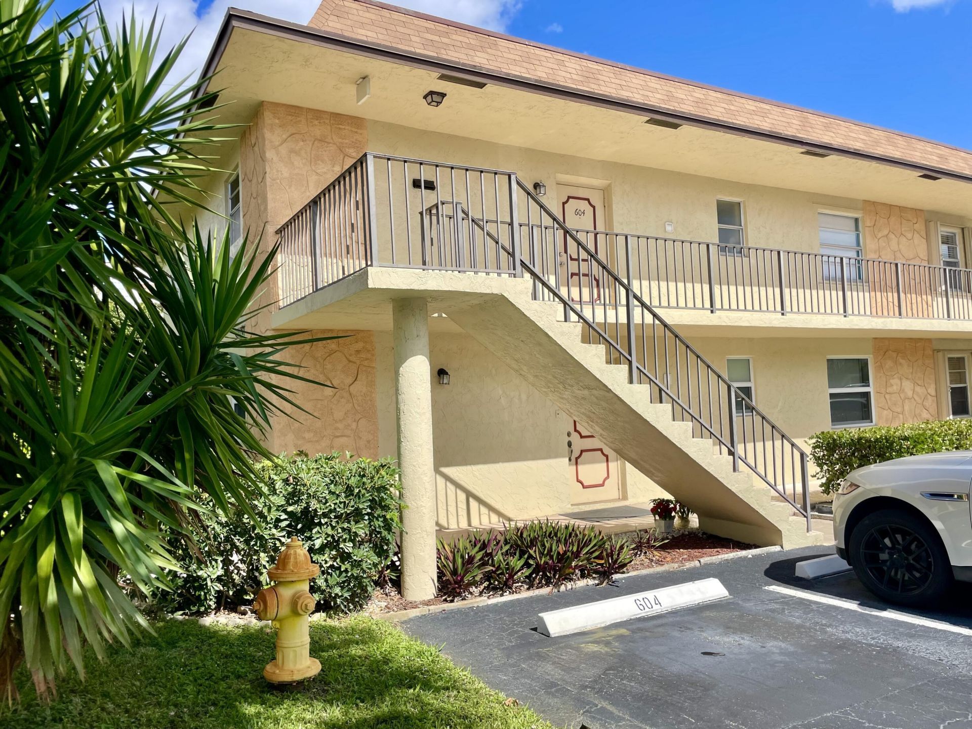 720 N Dixie Highway, Unit 604, Lantana, FL 33462 Photo