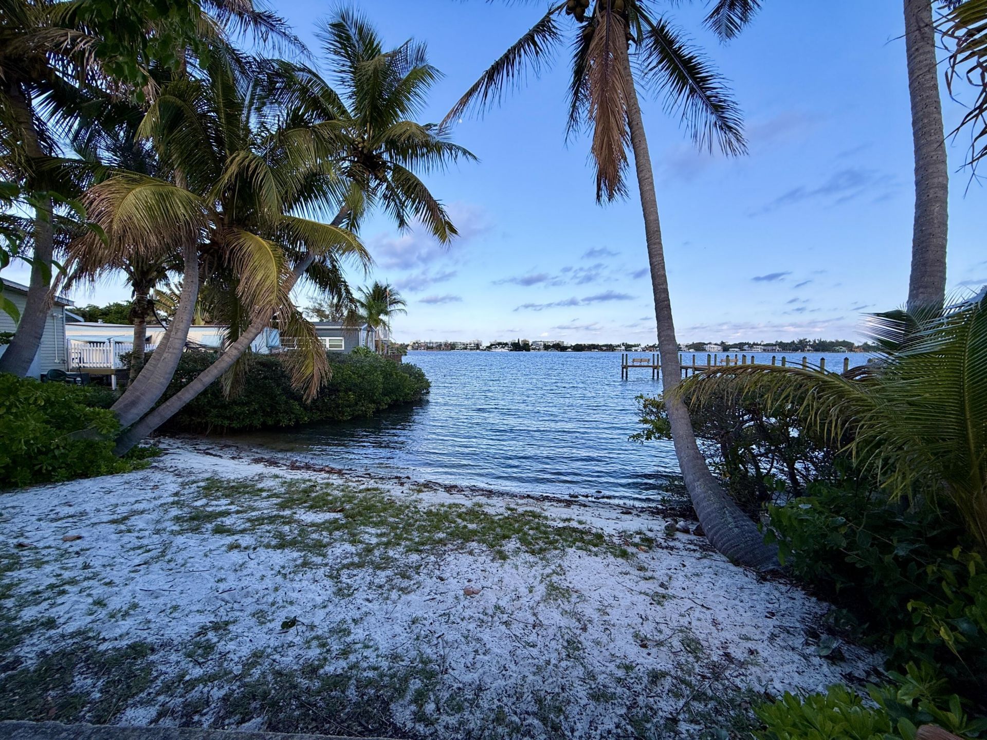 720 N Dixie Highway, Unit 604, Lantana, FL 33462 Photo