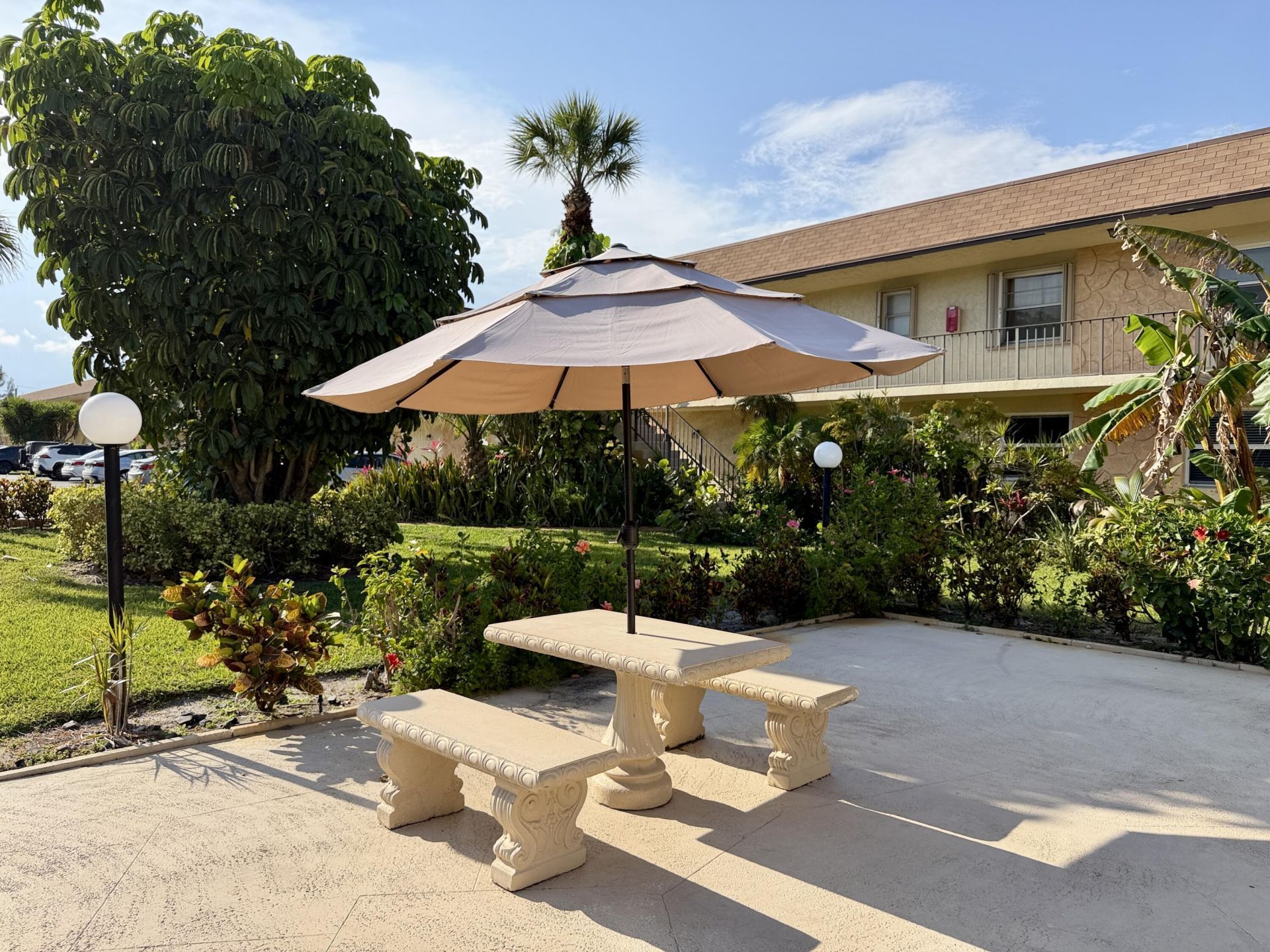 720 N Dixie Highway, Unit 604, Lantana, FL 33462 Photo