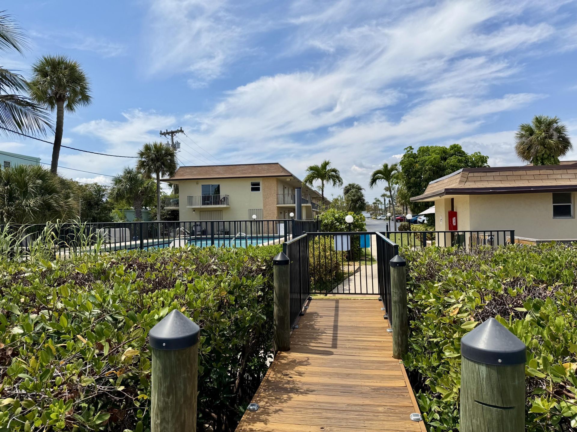 720 N Dixie Highway, Unit 604, Lantana, FL 33462 Photo