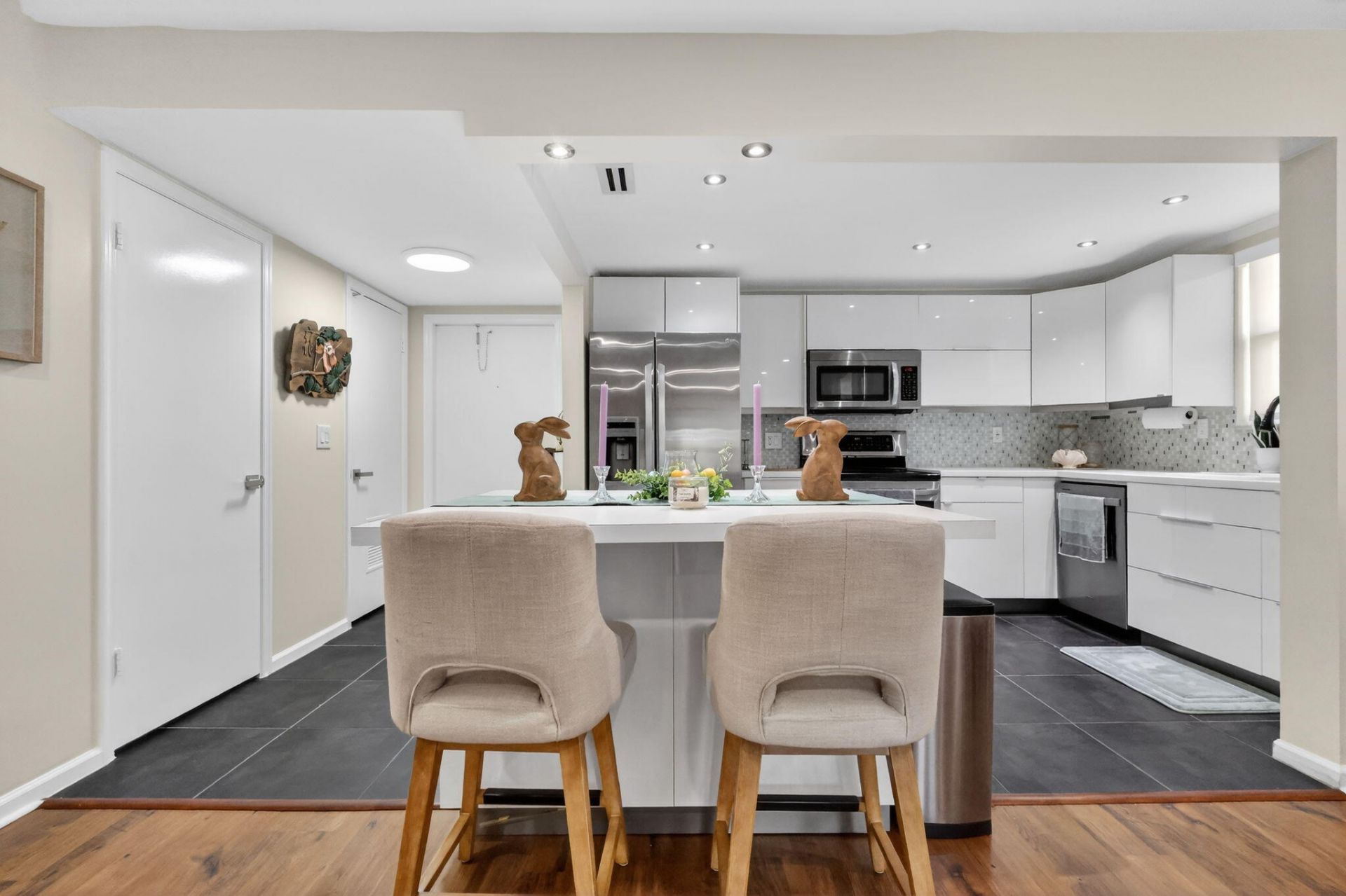 720 N Dixie Highway, Unit 604, Lantana, FL 33462 Photo