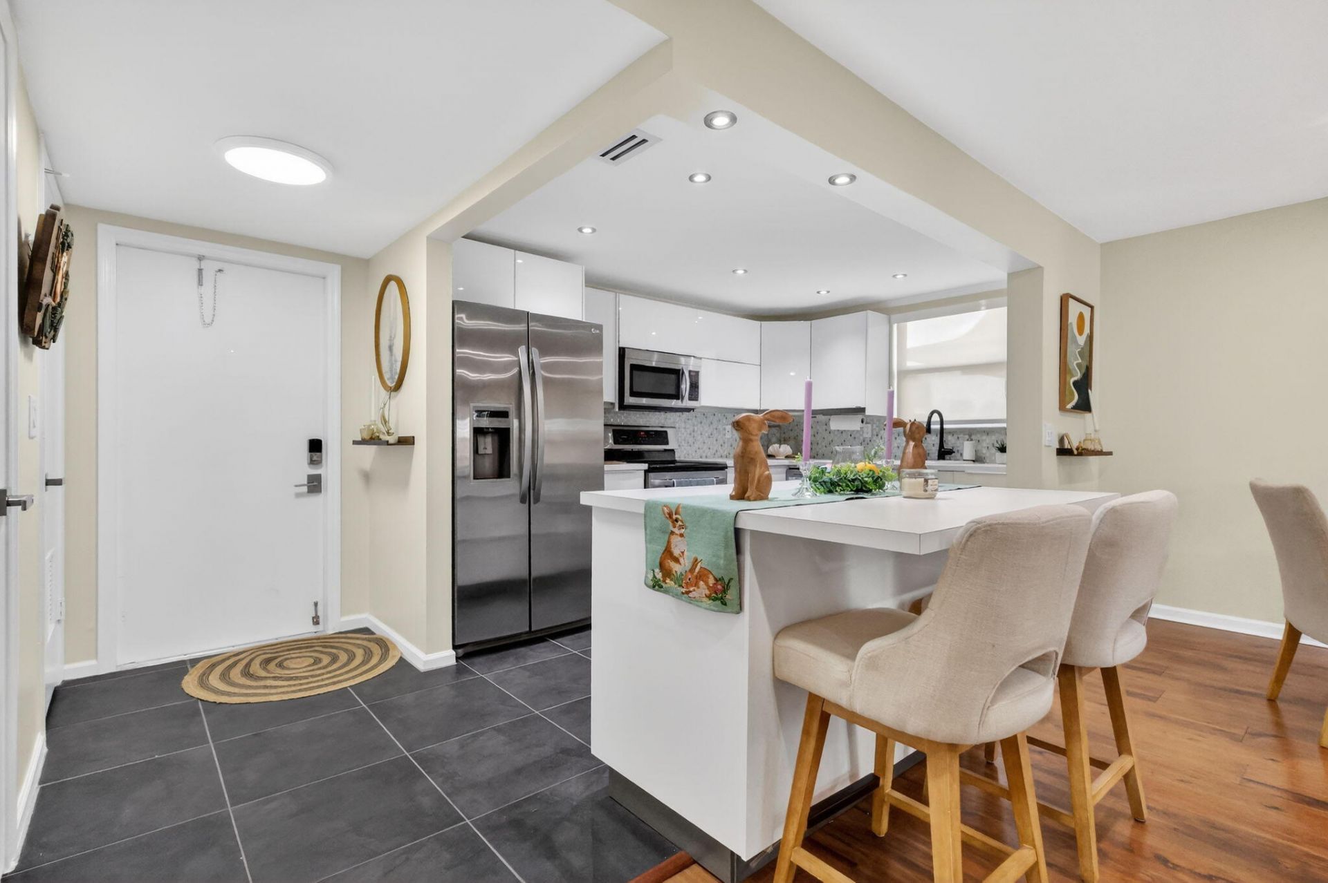 720 N Dixie Highway, Unit 604, Lantana, FL 33462 Photo