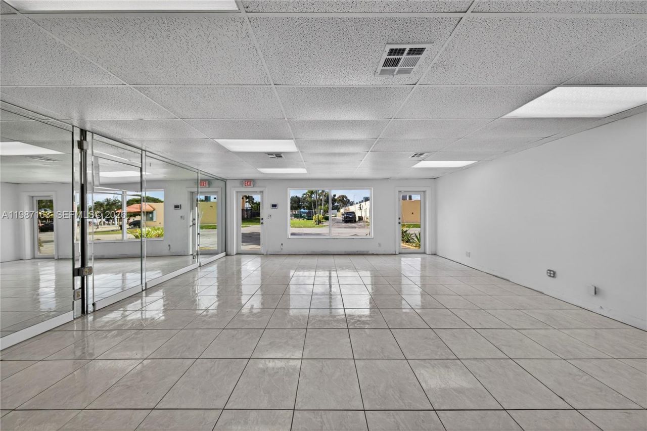1180 NW 41st, Lauderhill, FL 33313 Photo