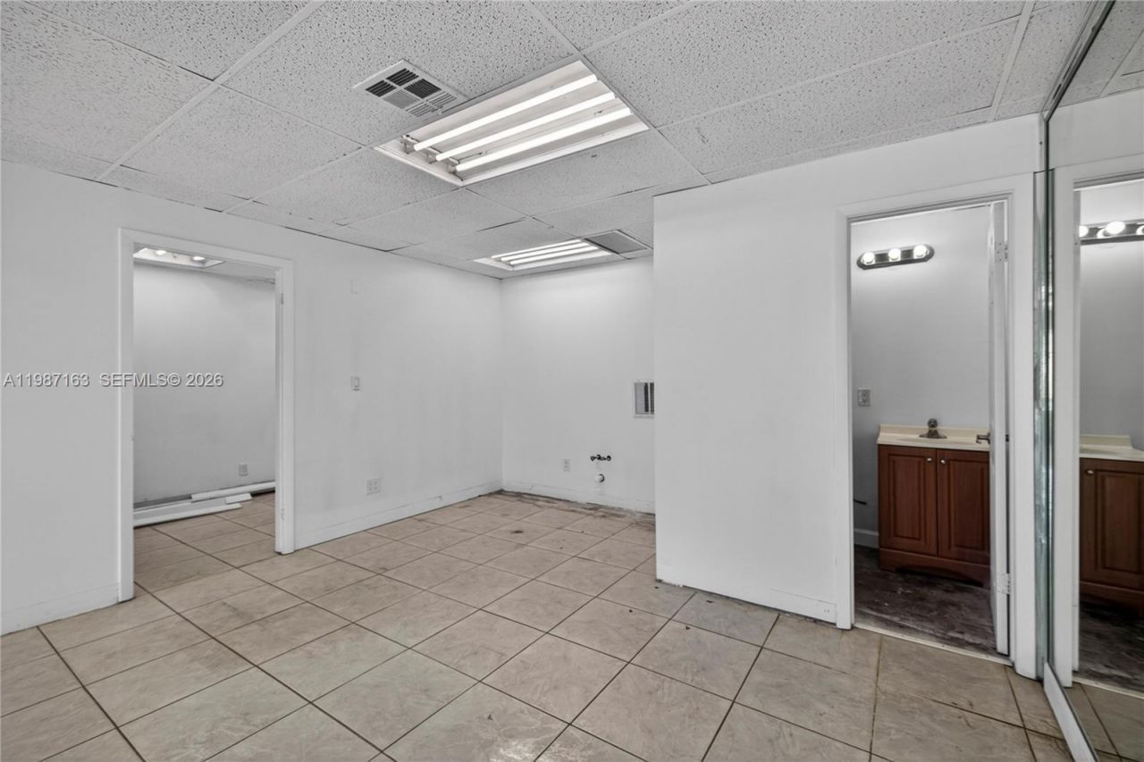 1180 NW 41st, Lauderhill, FL 33313 Photo