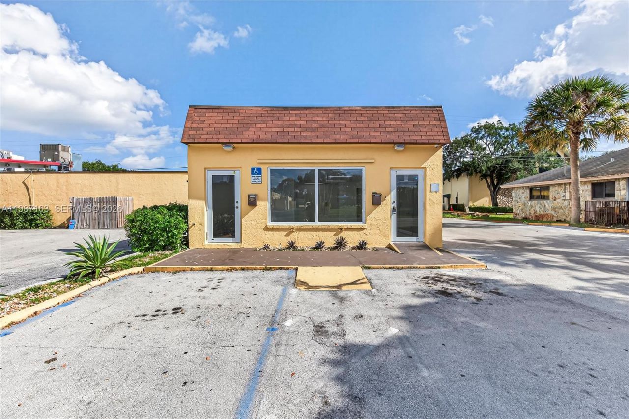 1180 NW 41st, Lauderhill, FL 33313 Photo