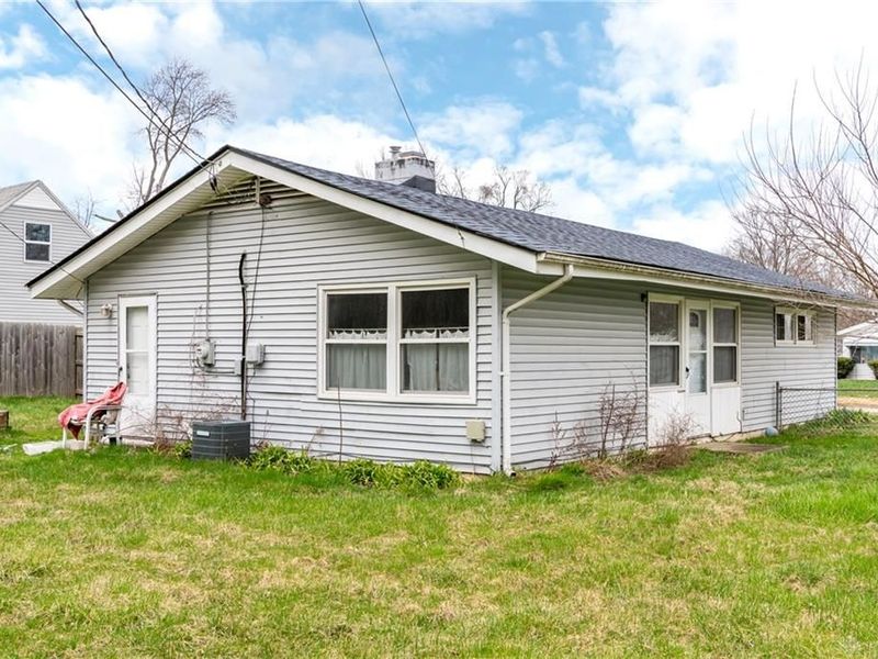 2400 Longview Avenue, Dayton, OH 45431 Photo 3