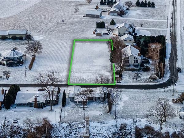 5576 West Bluff, Olcott, NY 14126