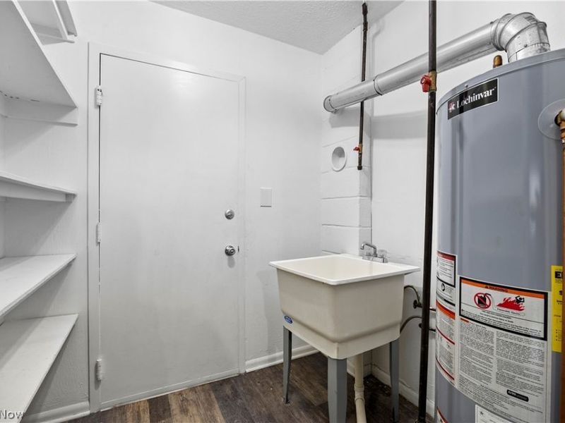 26705 Lake Of The Falls Boulevard, Olmsted Falls, OH 44138 Photo 17