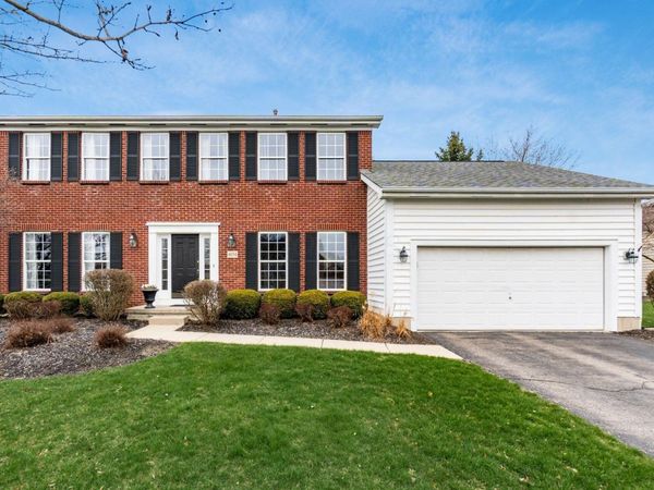 4034 Pioneer Court , Powell, OH 43065