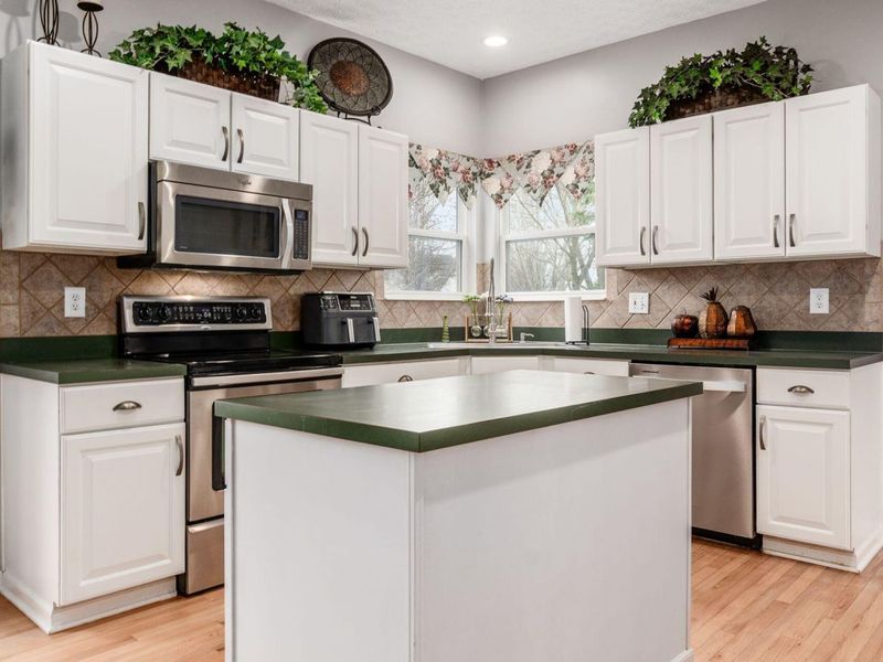 4034 Pioneer Court , Powell, OH 43065 Photo 11