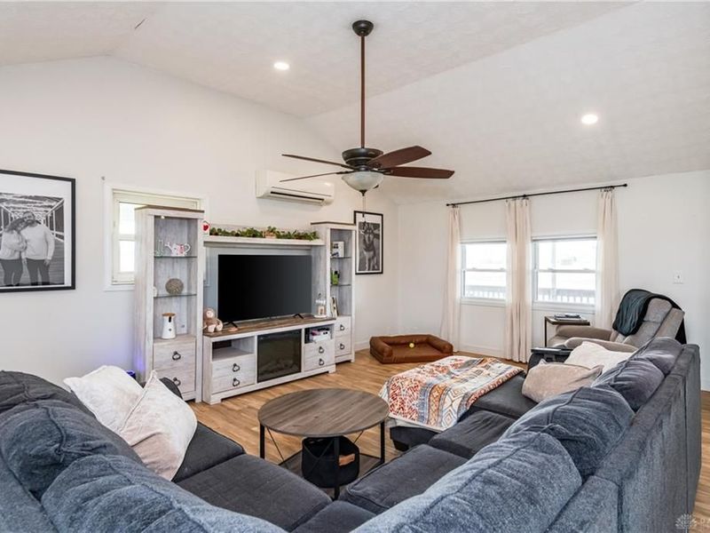 7177 Upper Miamisburg Road, Miamisburg, OH 45342 Photo 5