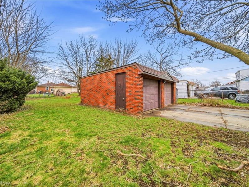 6406 Pelham Drive, Parma, OH 44129 Photo 31